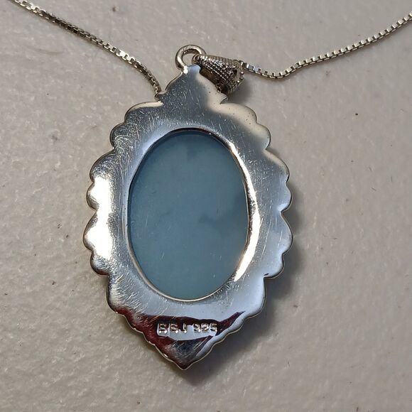 Sterling Silver Single Strand Silver Tone Blue Agate Cameo Lady Pendant Necklace - Picture 5 of 5